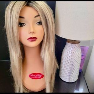 Jon Renau wig style Zara in Palm Springs blonde😻